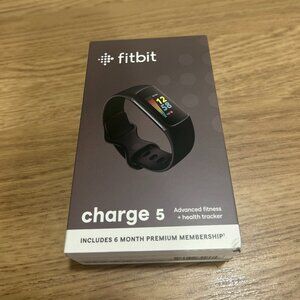 Fitbit  - charge 5